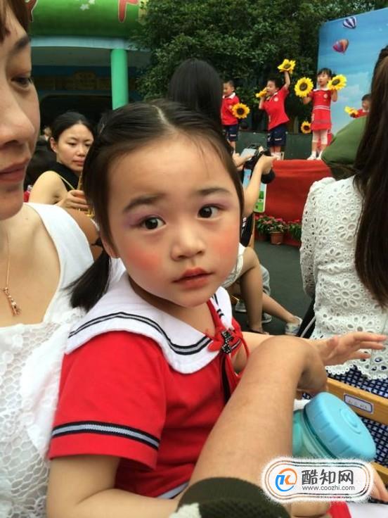 ��һ��ͯ�ڻ�ױ��������